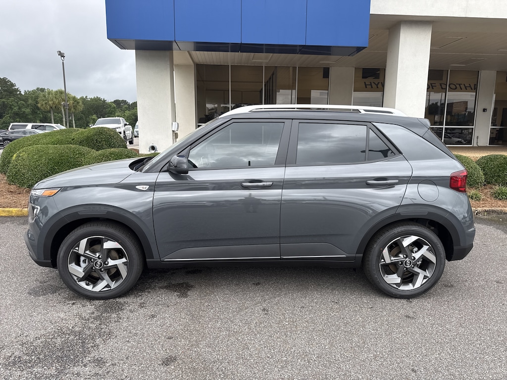 New 2026 Hyundai Venue SEL w/Two-Tone Roof SUV