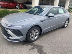 2025 Hyundai Sonata SE Sedan