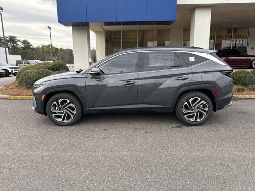 New 2026 Hyundai Tucson Limited FWD SUV