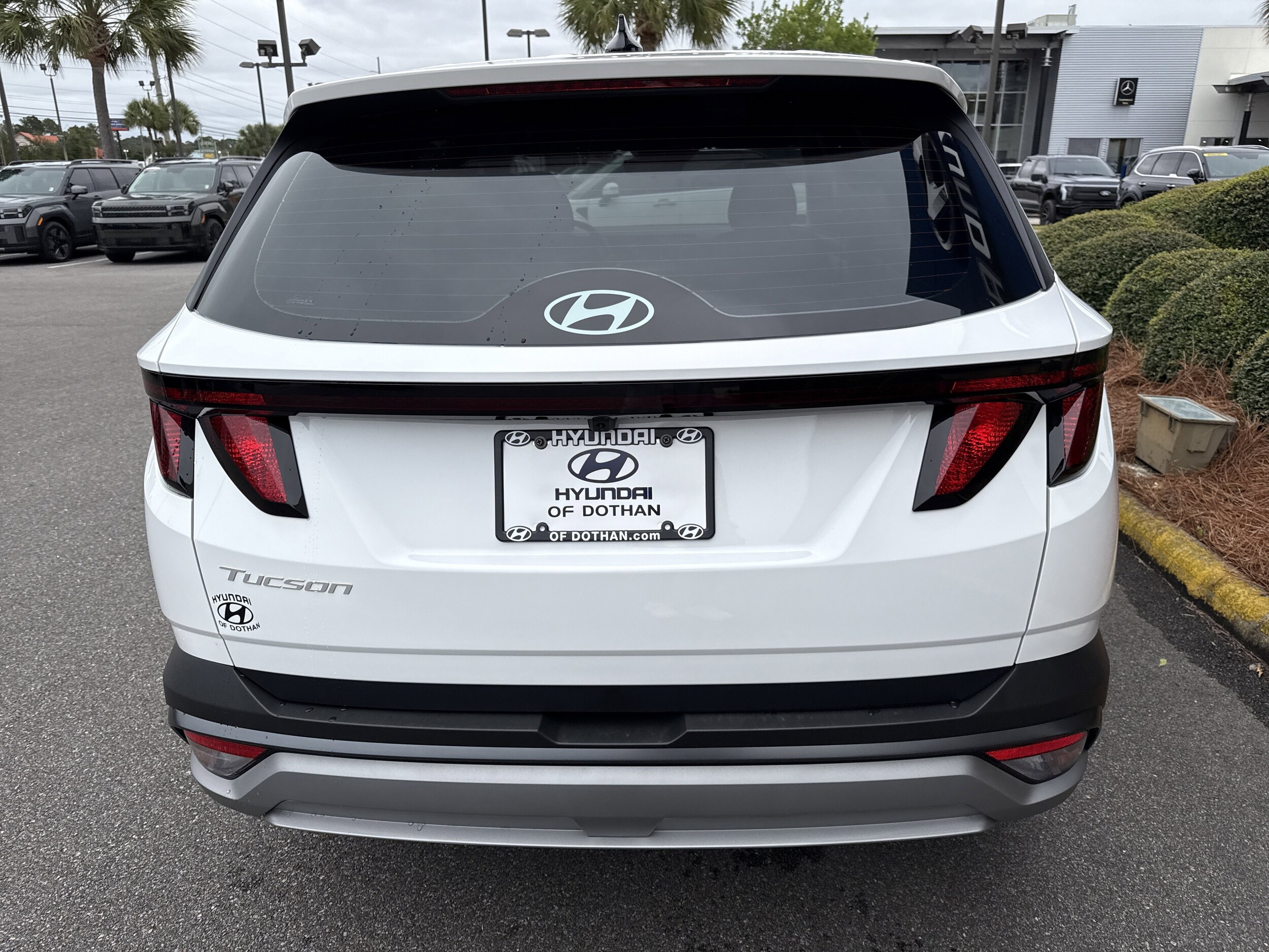 2026 Hyundai Tucson SE photo 3