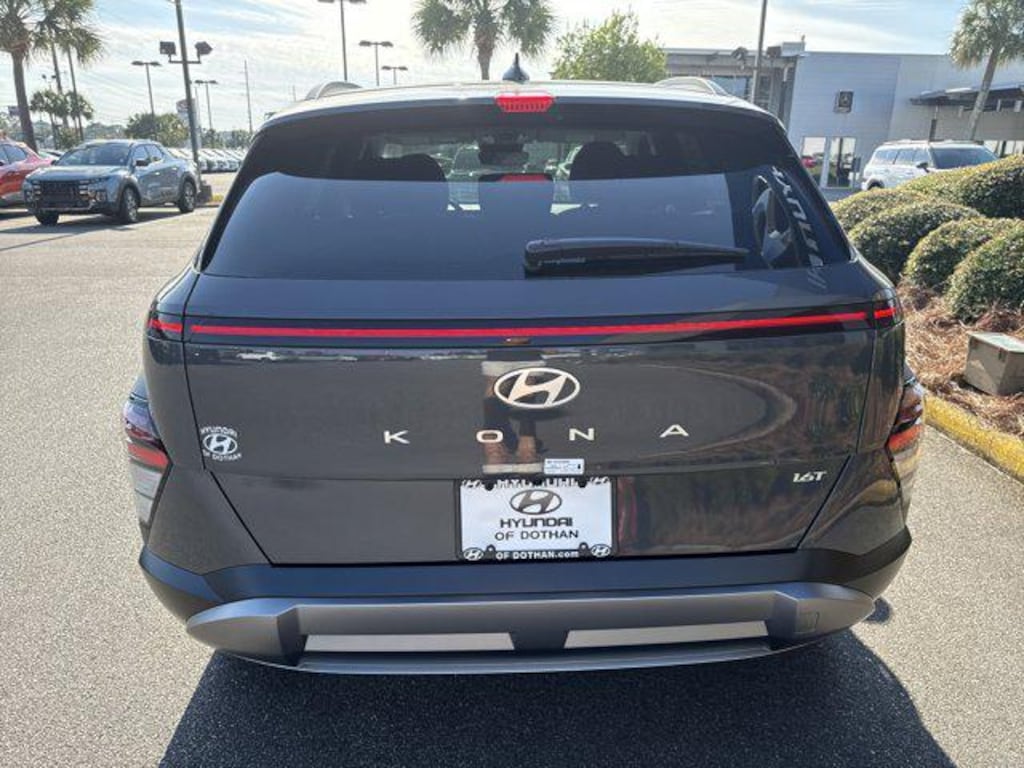New 2026 Hyundai Kona SEL Premium FWD SUV