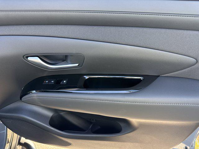 2026 Hyundai Santa Cruz Limited - Photo 17