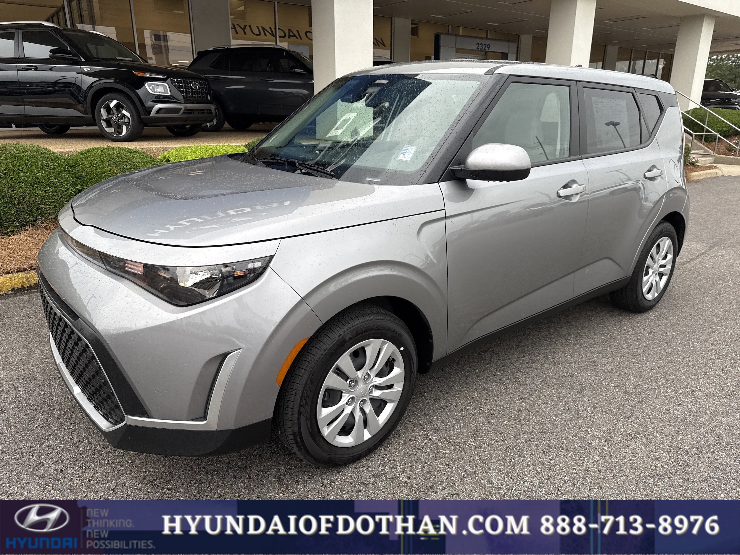 2025 Kia Soul 2.0L LX IVT's photo