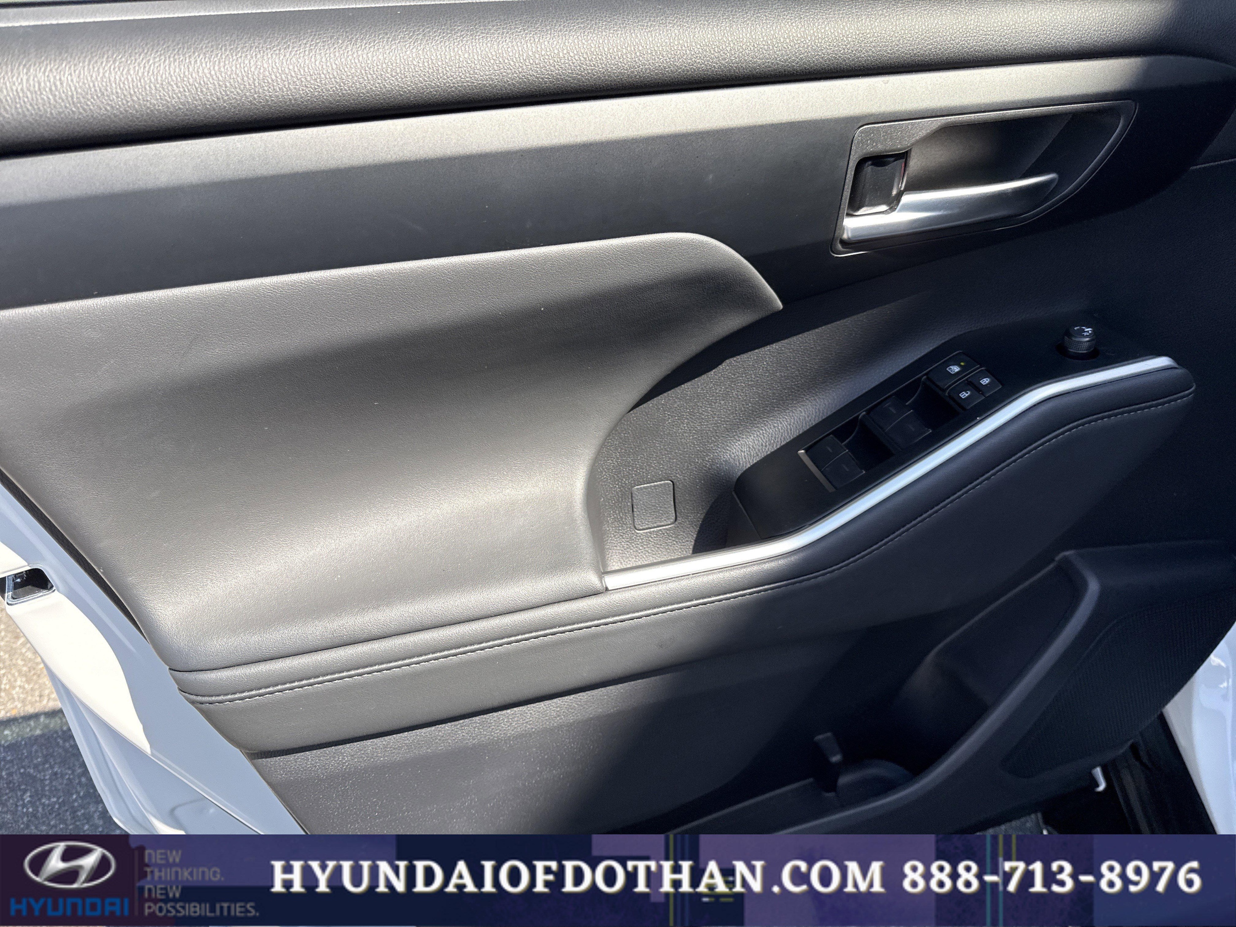 2026 Toyota Highlander XLE - Photo 7