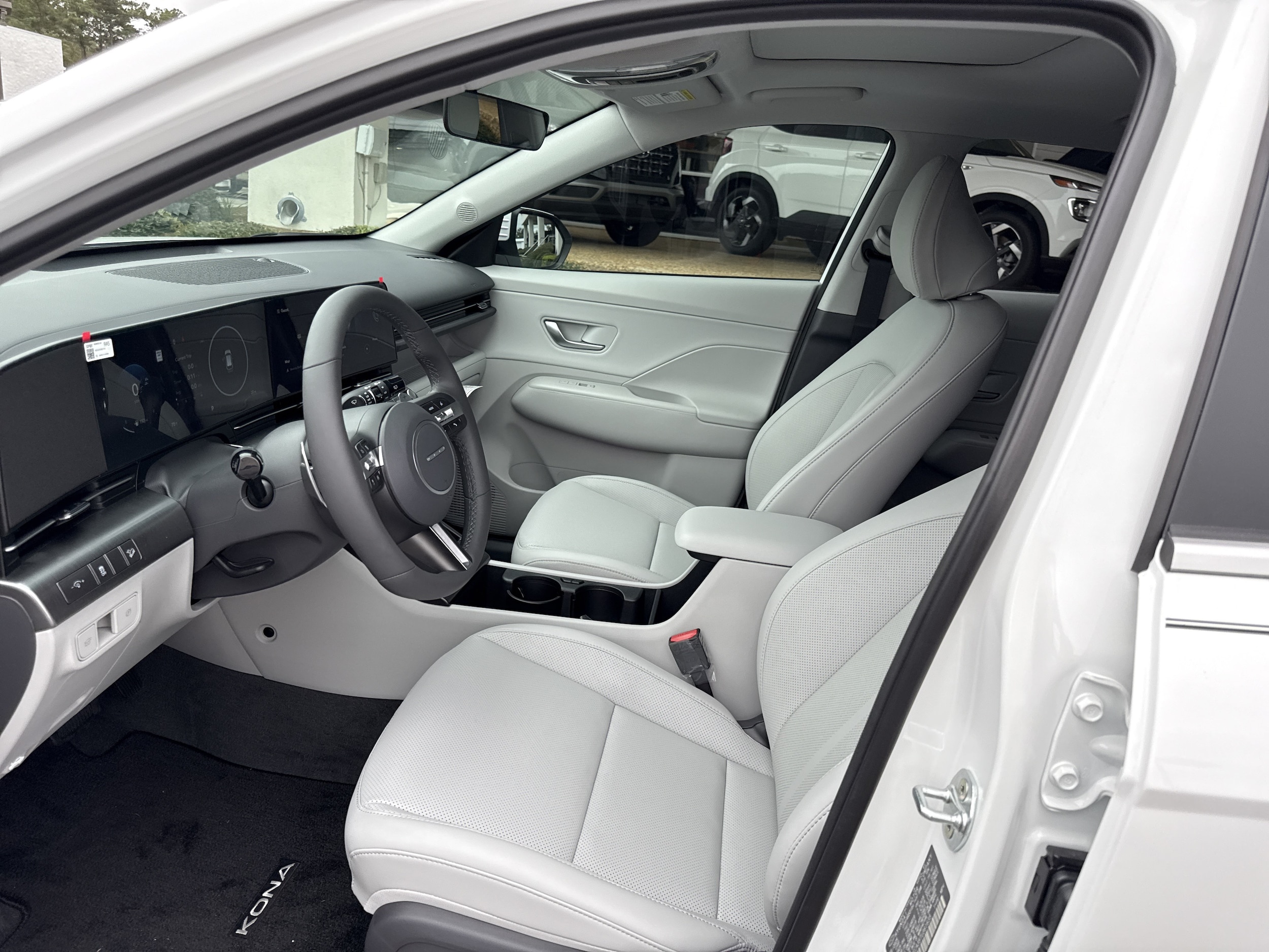 2026 Hyundai Kona Limited - Photo 9