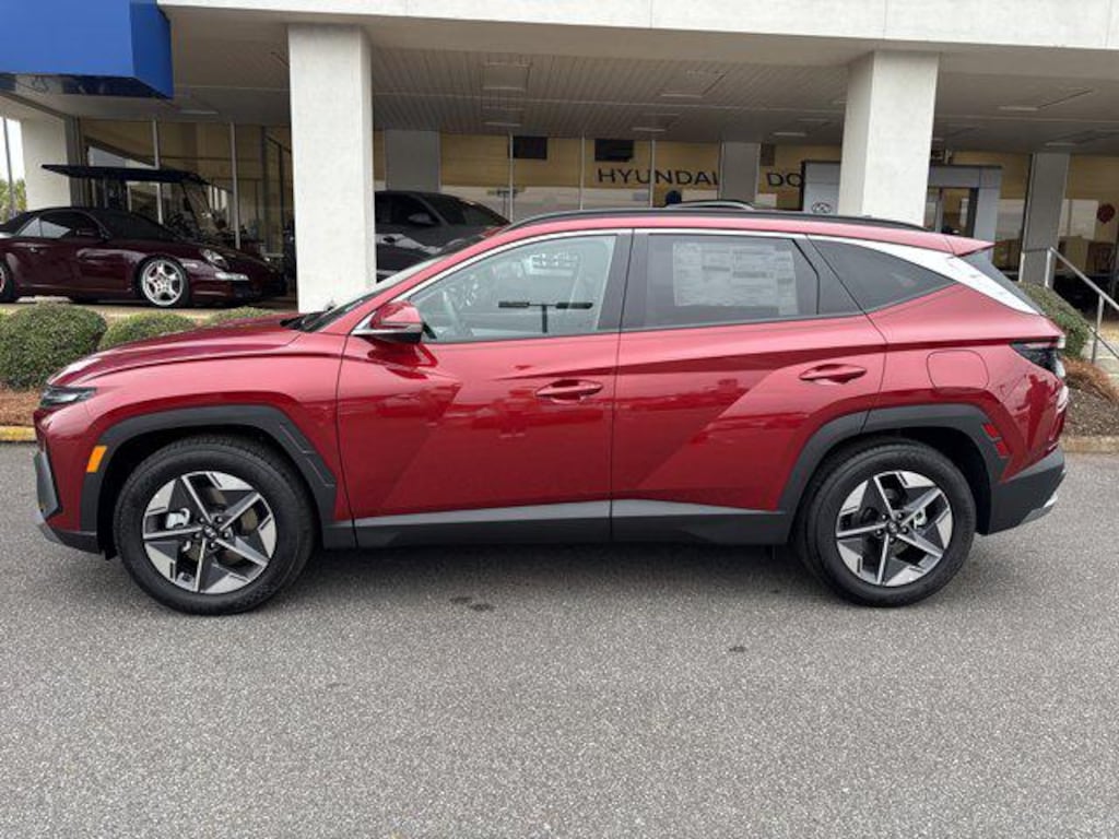 New 2026 Hyundai Tucson SEL Premium FWD SUV