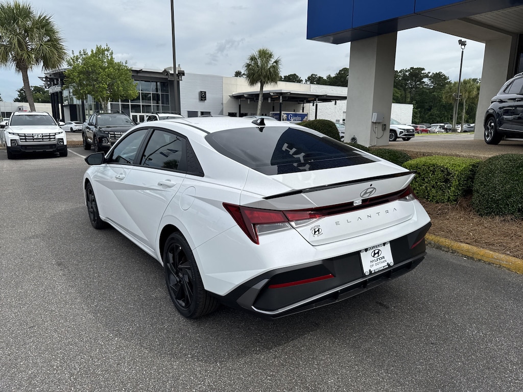 New 2026 Hyundai Elantra SEL Sport Sedan