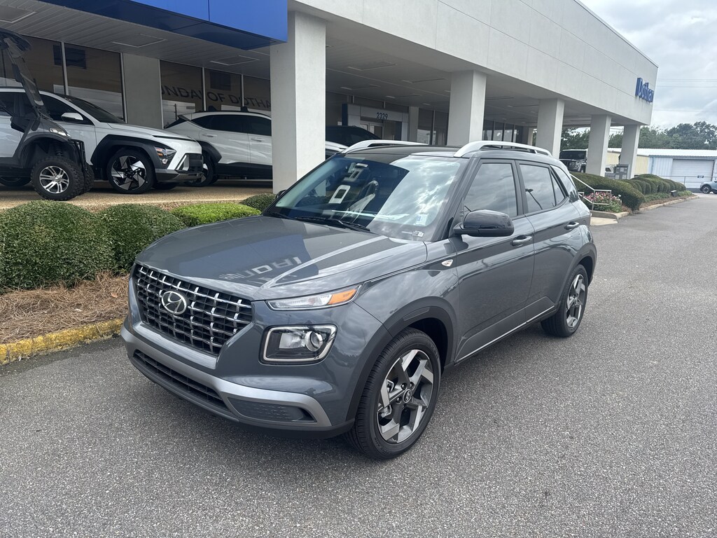 New 2026 Hyundai Venue SEL w/Two-Tone Roof SUV