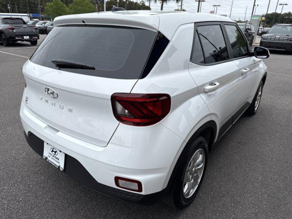 New 2026 Hyundai Venue SE SUV