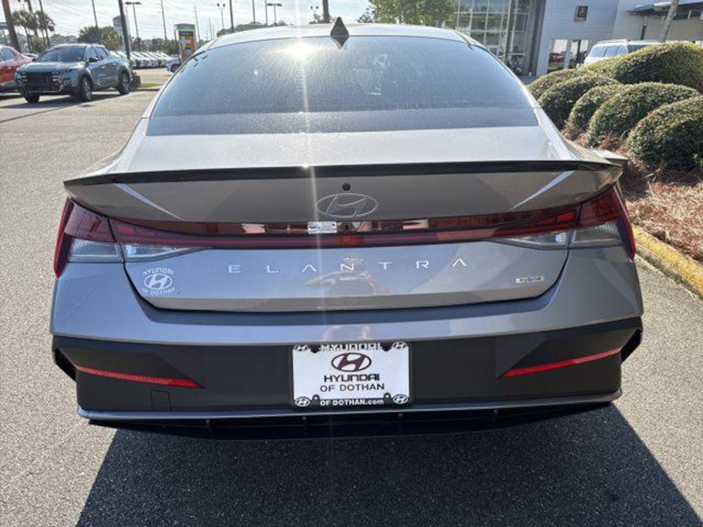 New 2025 Hyundai Elantra Hybrid SEL Sport Sedan