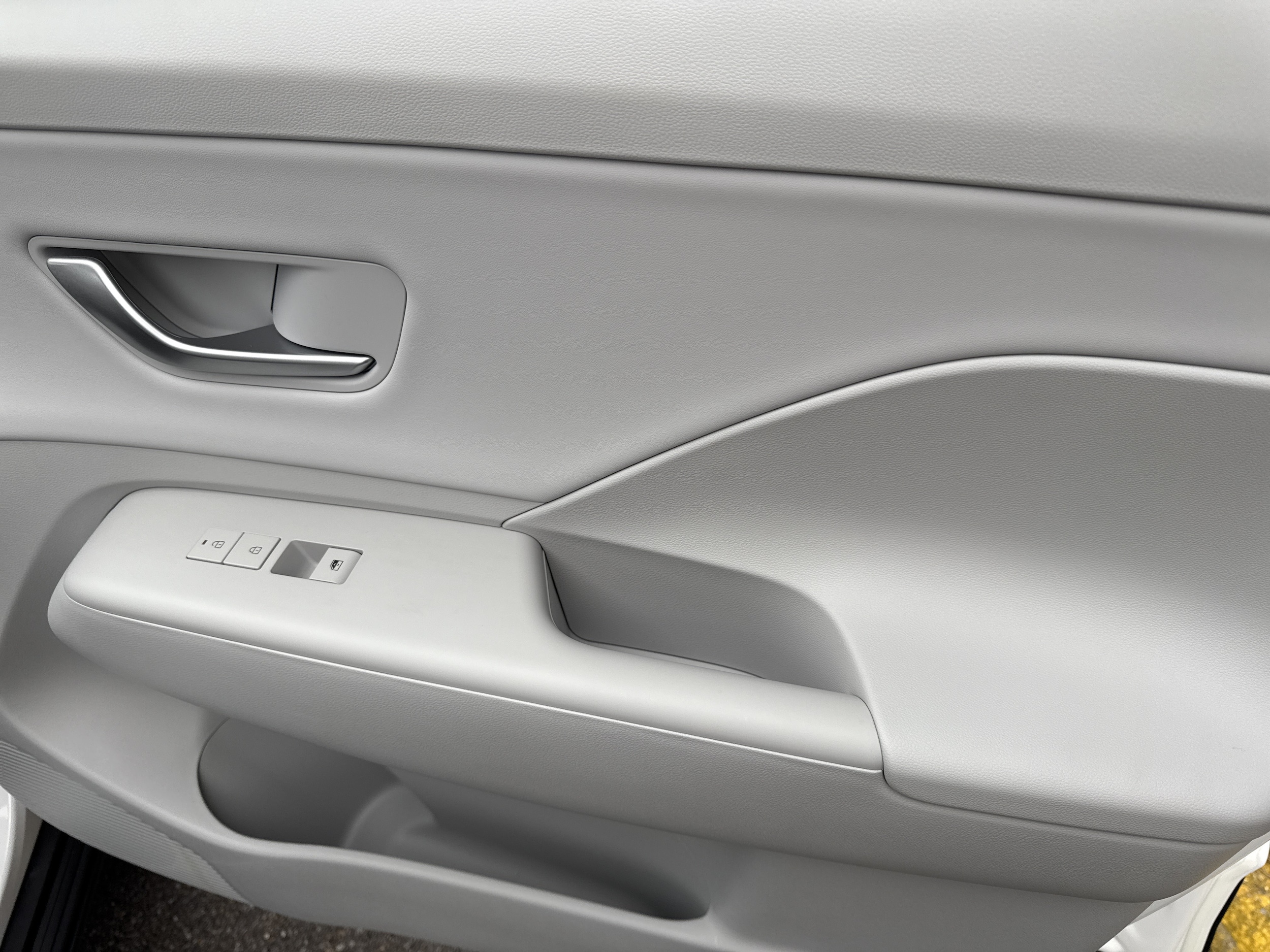 2026 Hyundai Kona Limited - Photo 16