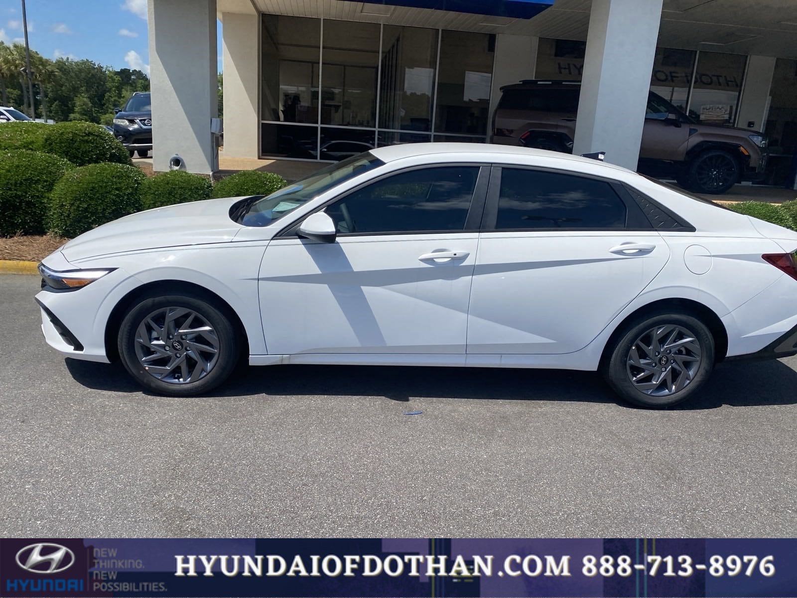 Certified 2024 Hyundai Elantra SEL with VIN KMHLM4DG0RU745199 for sale in Dothan, AL