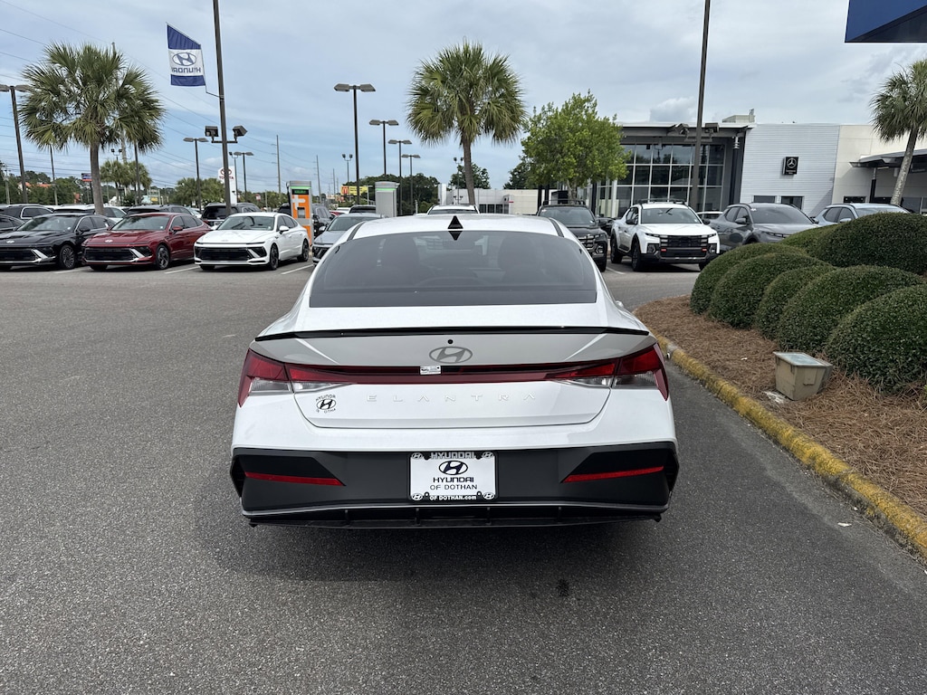 New 2026 Hyundai Elantra SEL Sport Sedan