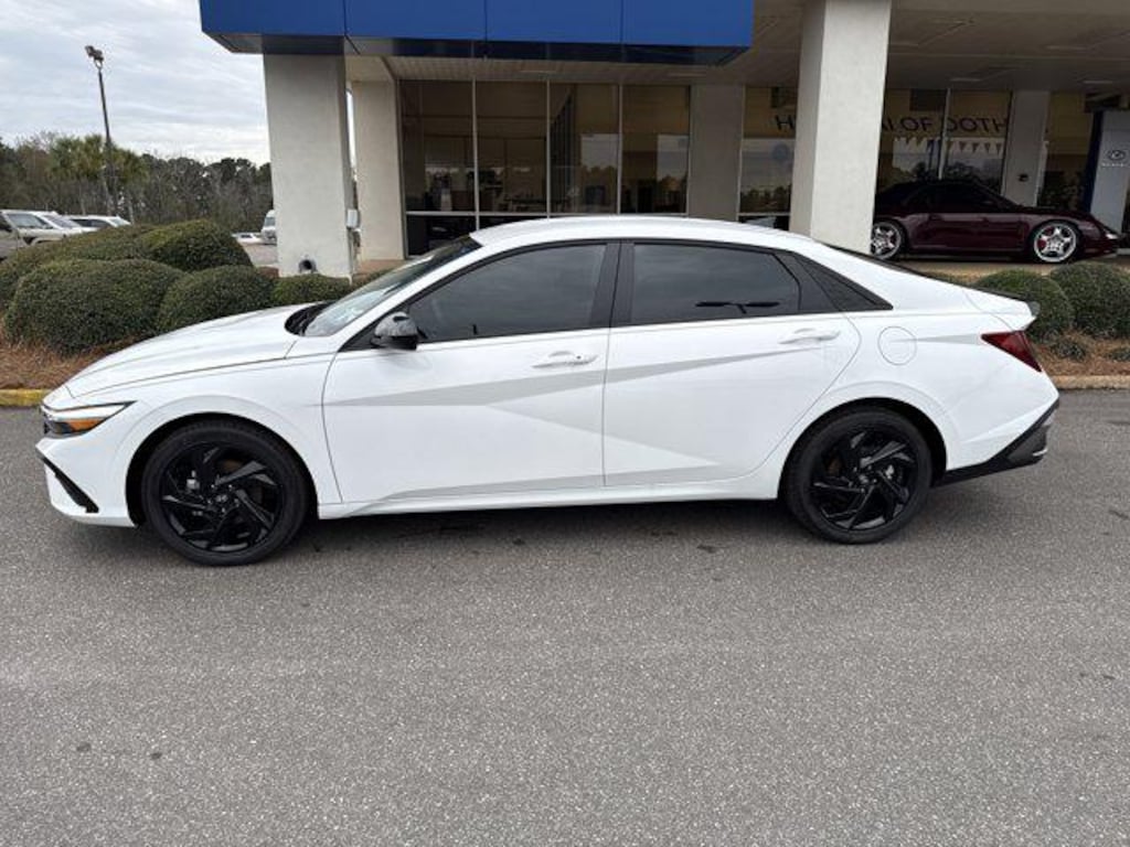 New 2026 Hyundai Elantra SEL Sport Sedan