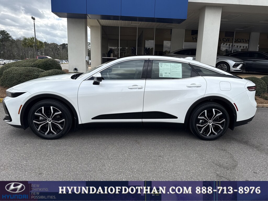 Used 2023 Toyota Crown Sedan