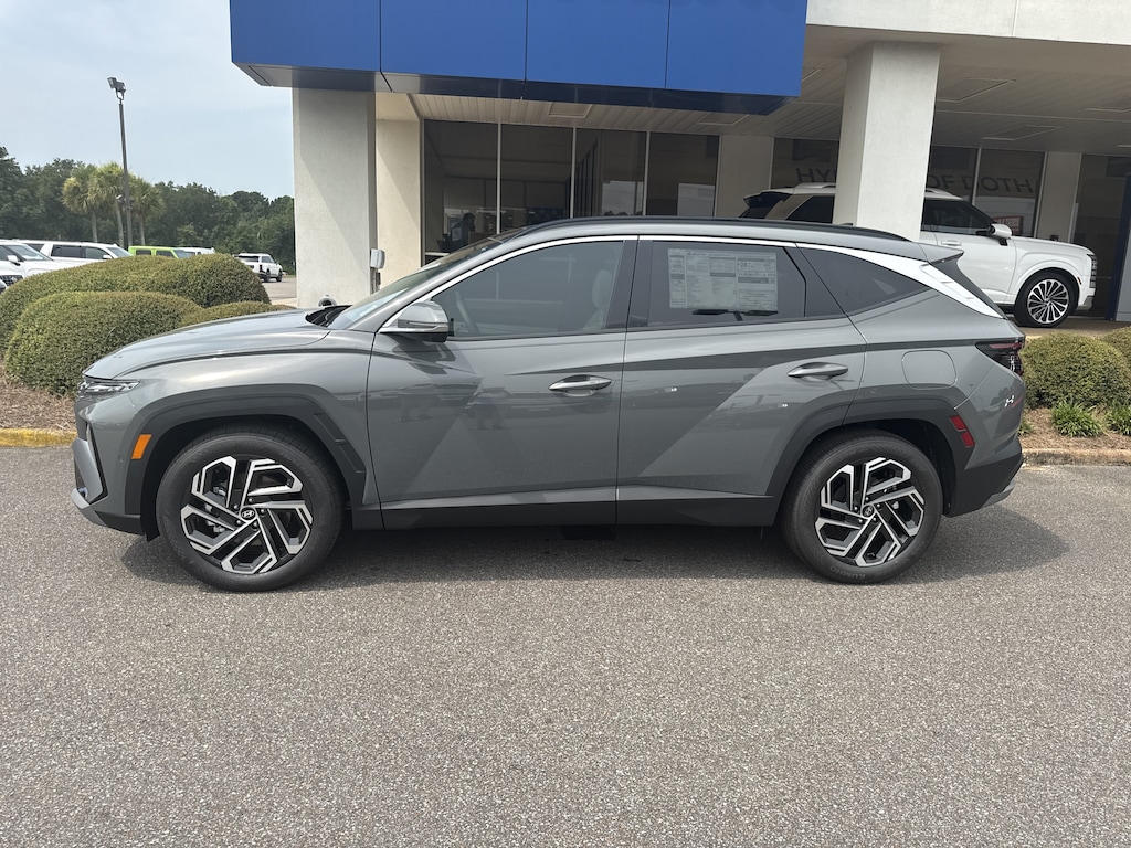 New 2026 Hyundai Tucson Limited FWD SUV