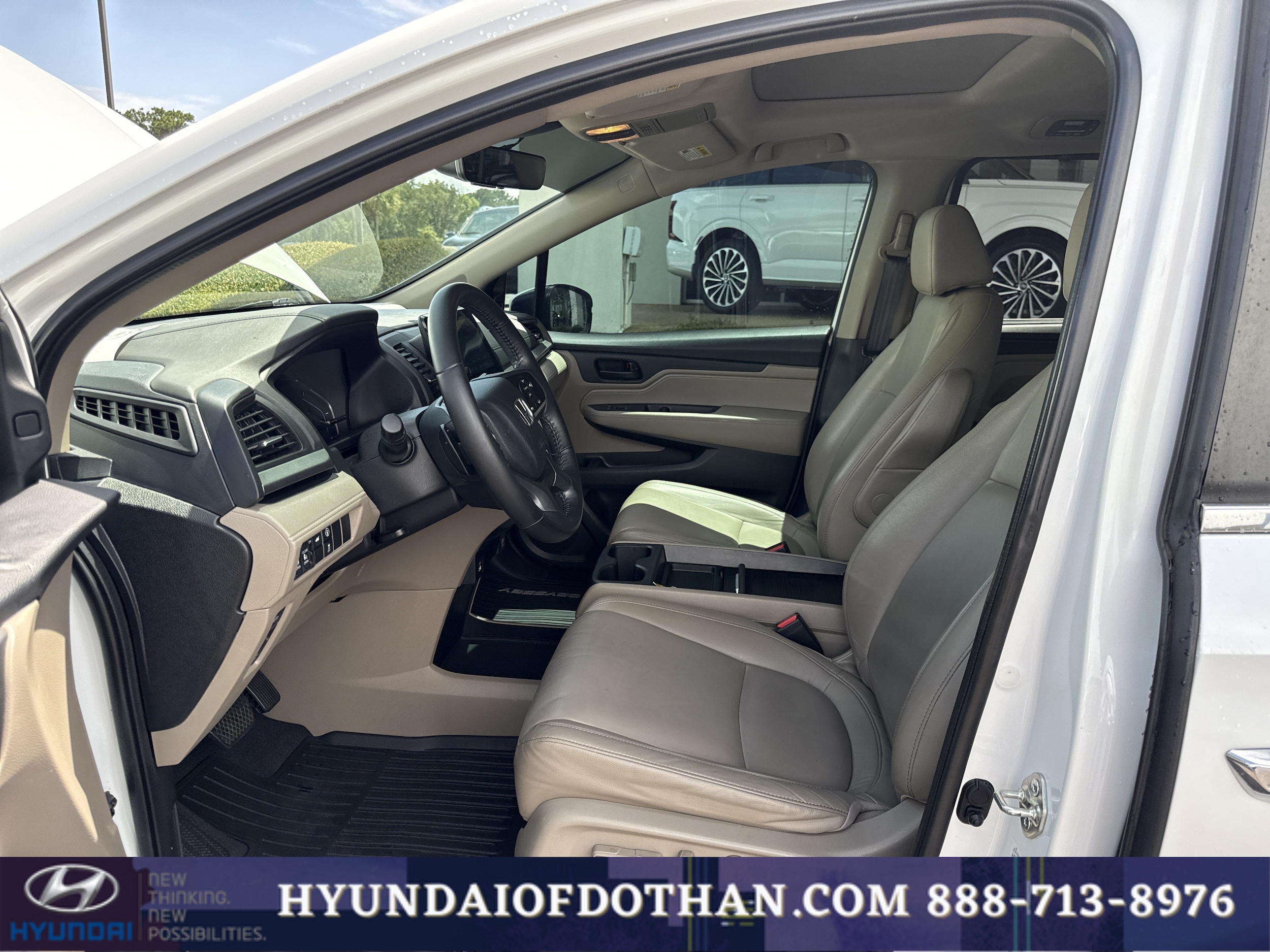 2021 Honda Odyssey EX-L - Photo 10