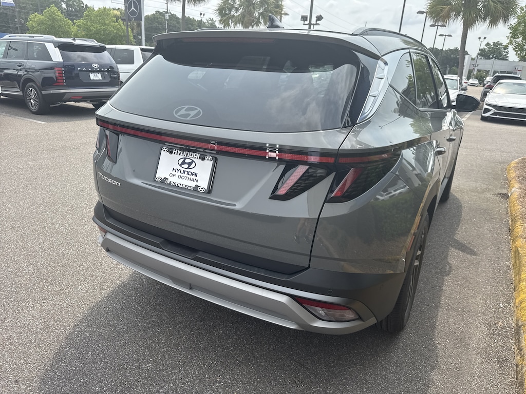 New 2026 Hyundai Tucson Limited FWD SUV