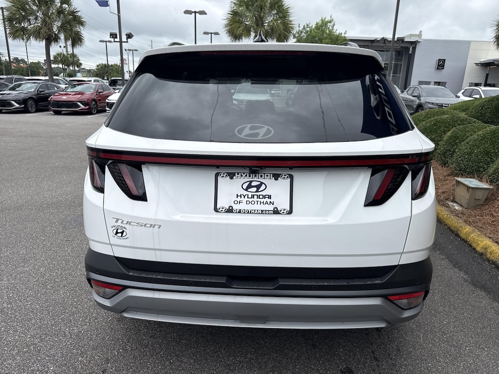 New 2026 Hyundai Tucson Limited FWD SUV