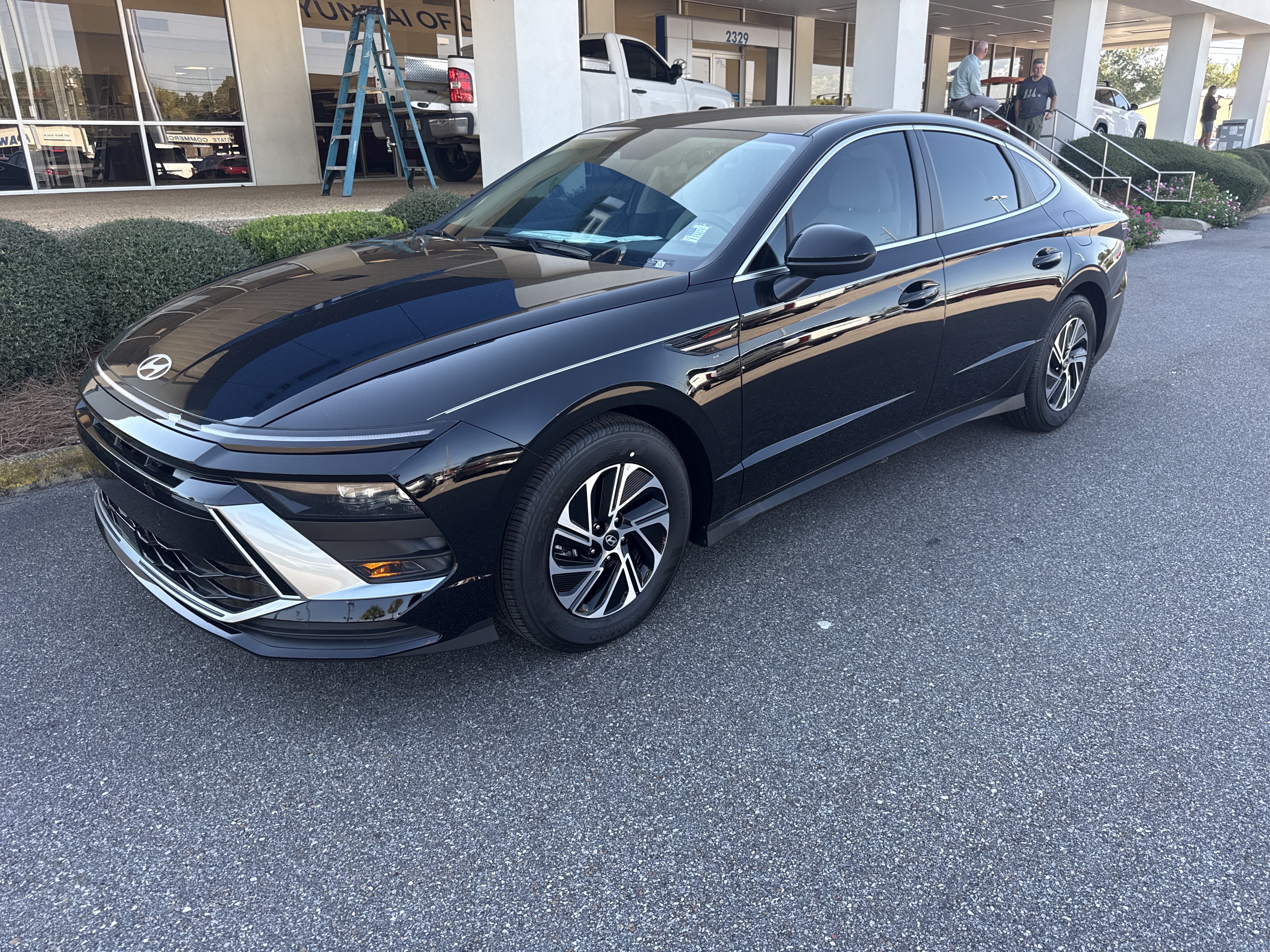 2026 Hyundai Sonata Hybrid Blue Sedan
