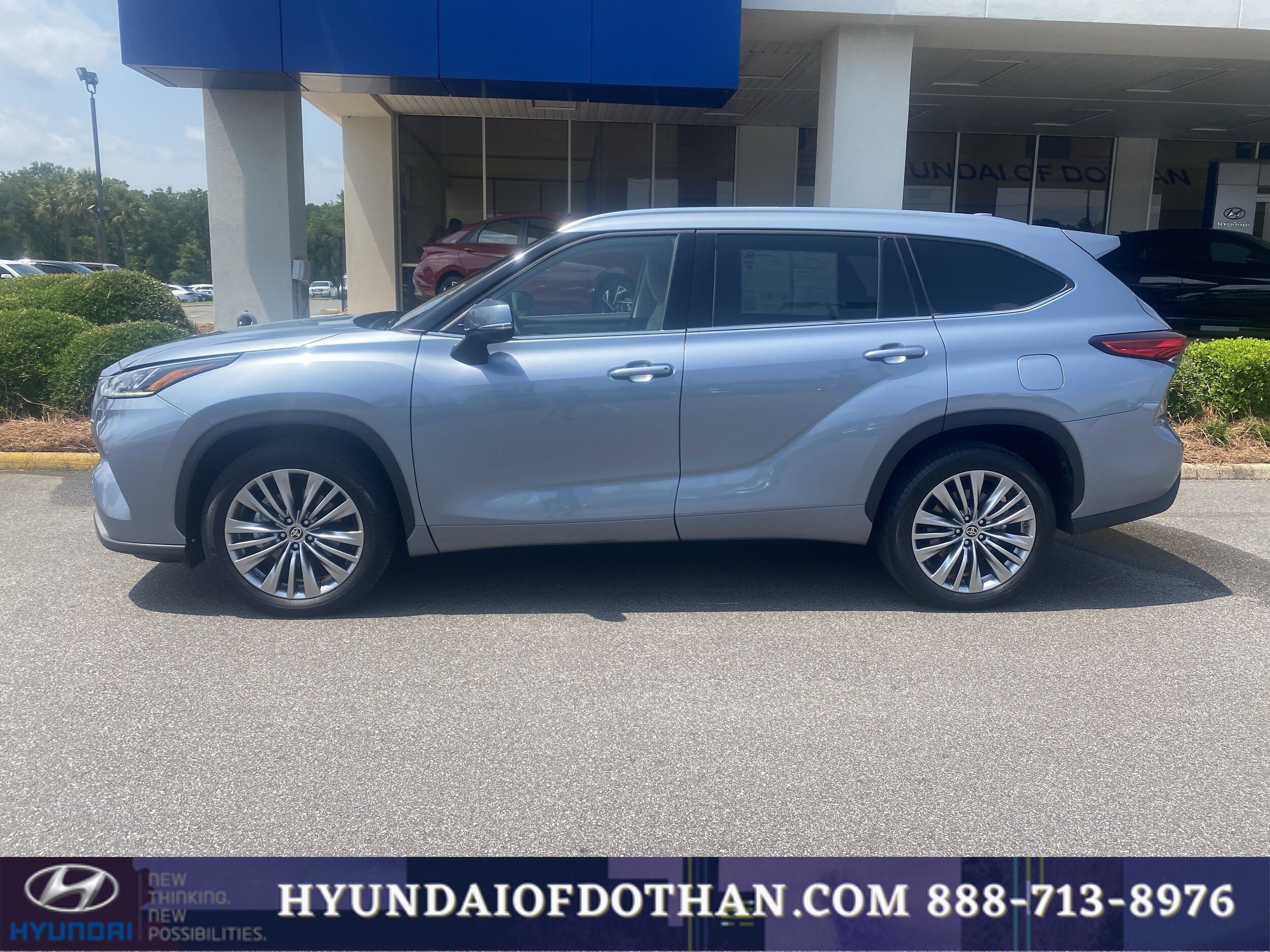 Used 2021 Toyota Highlander Platinum with VIN 5TDFZRAH3MS049799 for sale in Dothan, AL