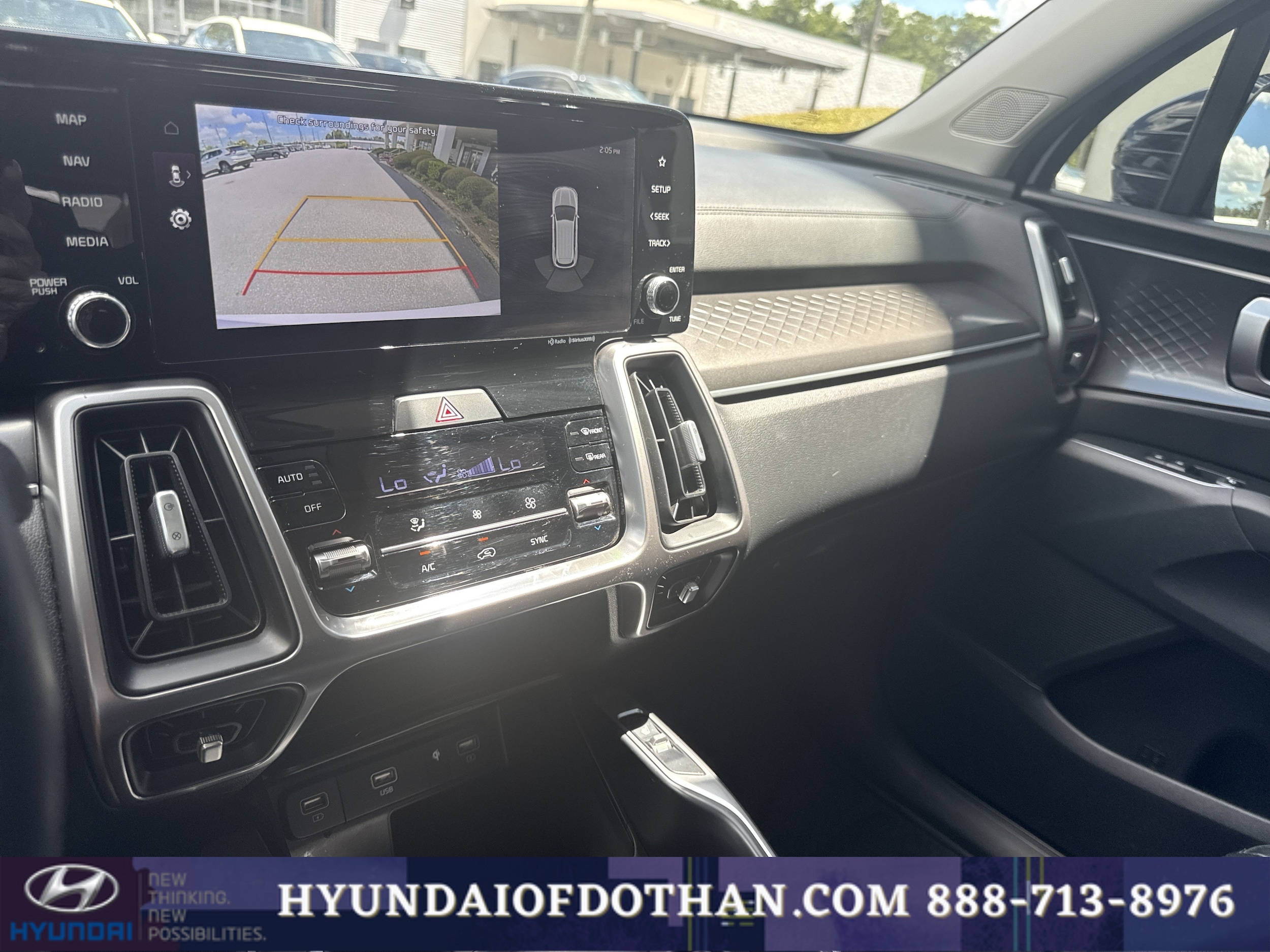 2023 Kia Sorento S - Photo 9