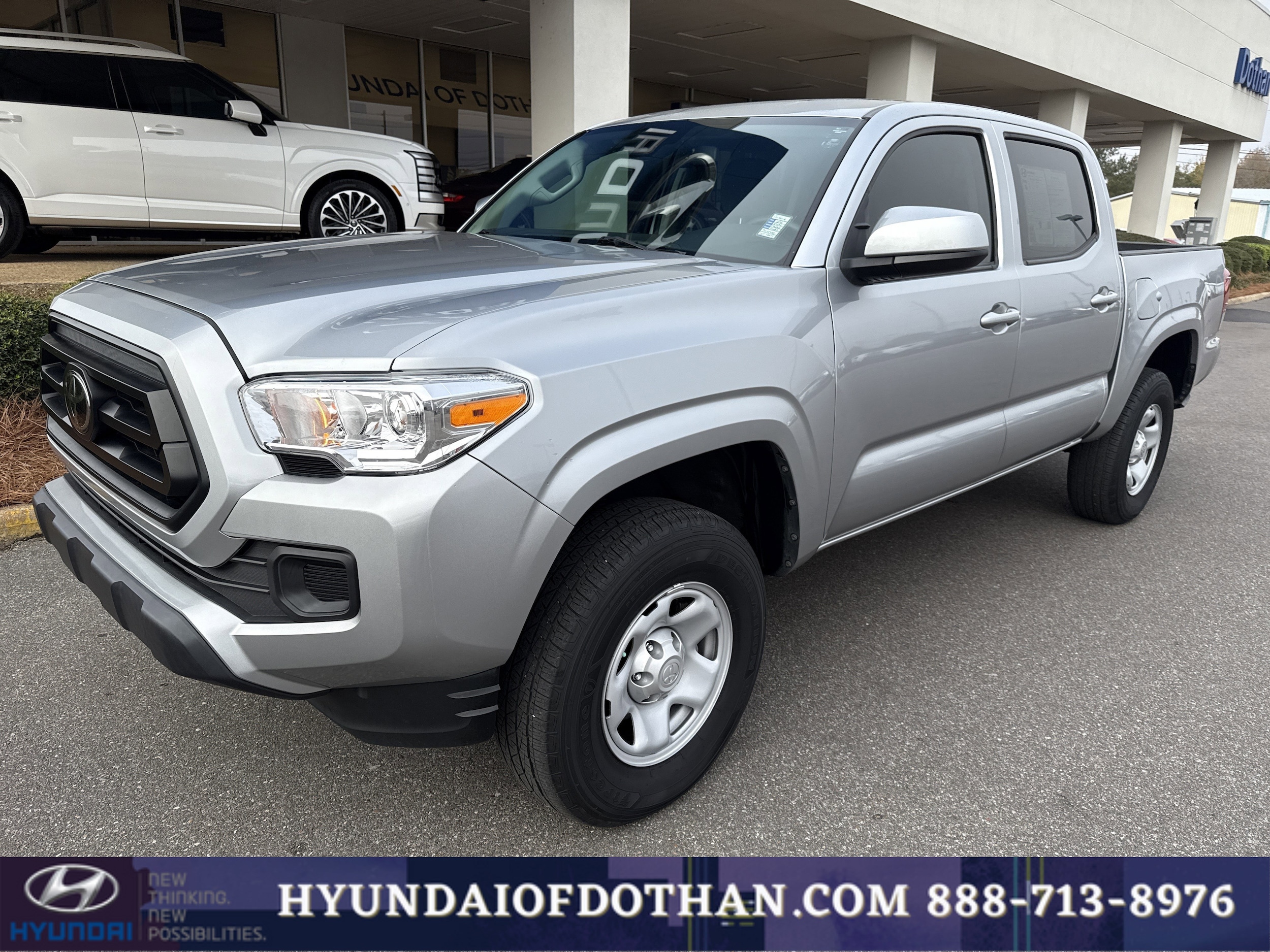 2023 Toyota Tacoma SR's photo