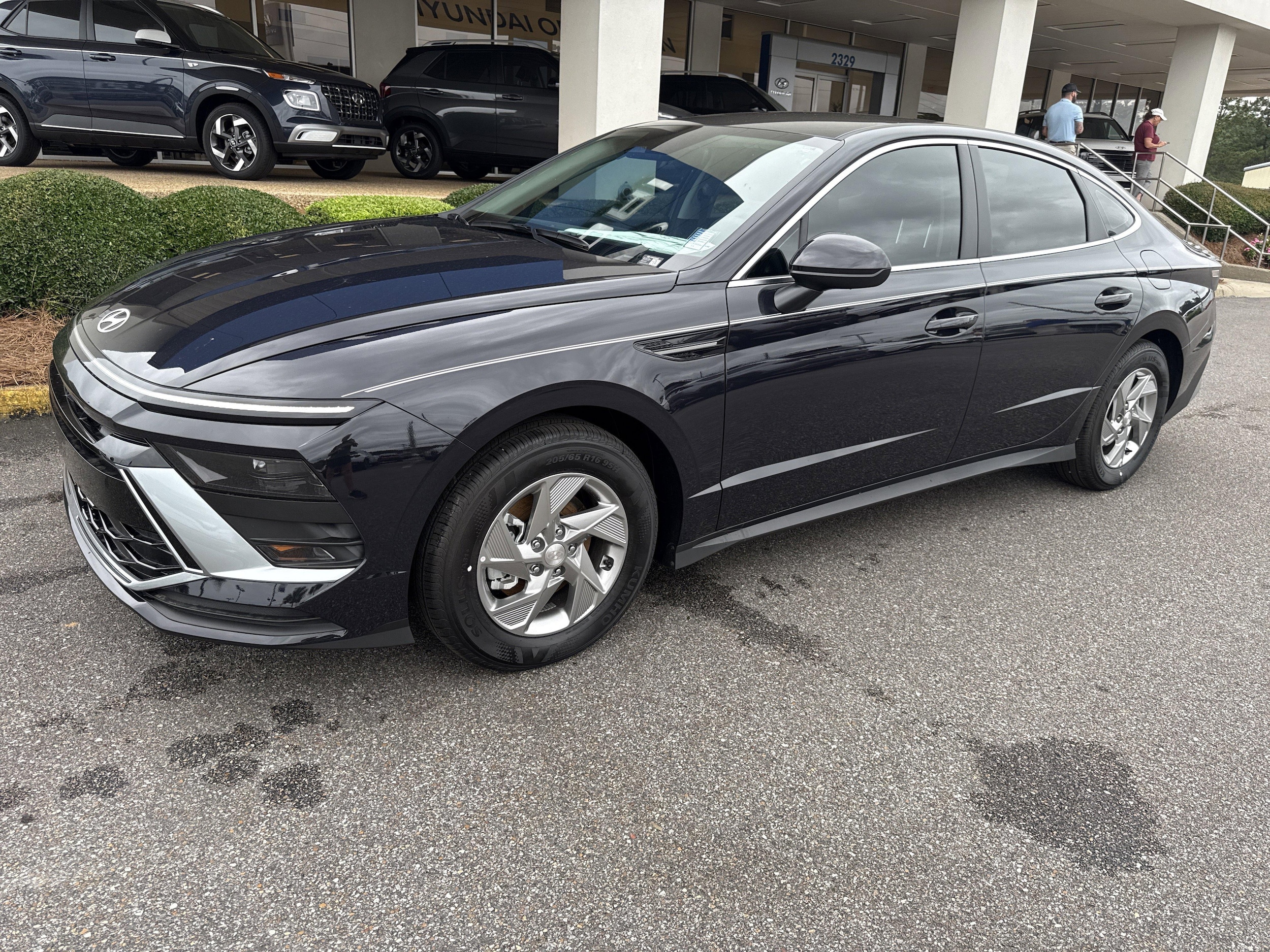 2026 Hyundai Sonata SE's photo