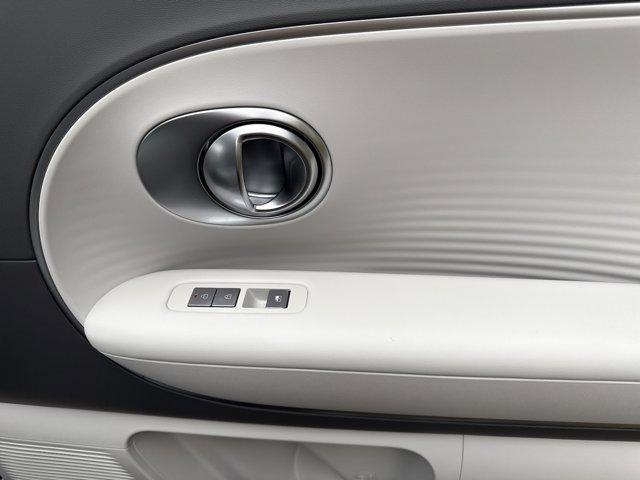 2026 Hyundai IONIQ 9 S - Photo 17