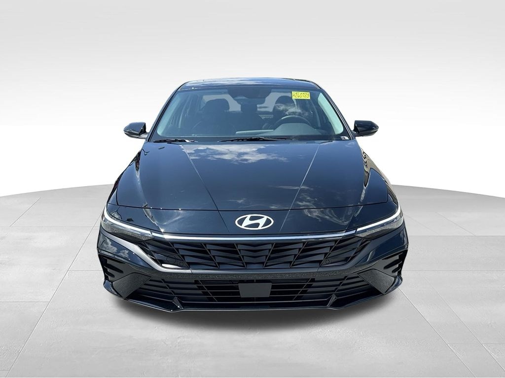 New 2026 Hyundai Elantra Limited Sedan