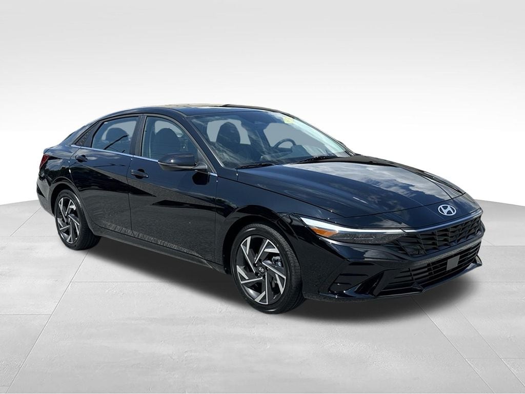 New 2026 Hyundai Elantra Limited Sedan
