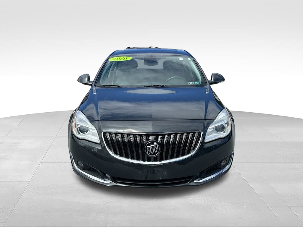 Used 2016 Buick Regal Base with VIN 2G4GK5EX5G9106077 for sale in Downingtown, PA