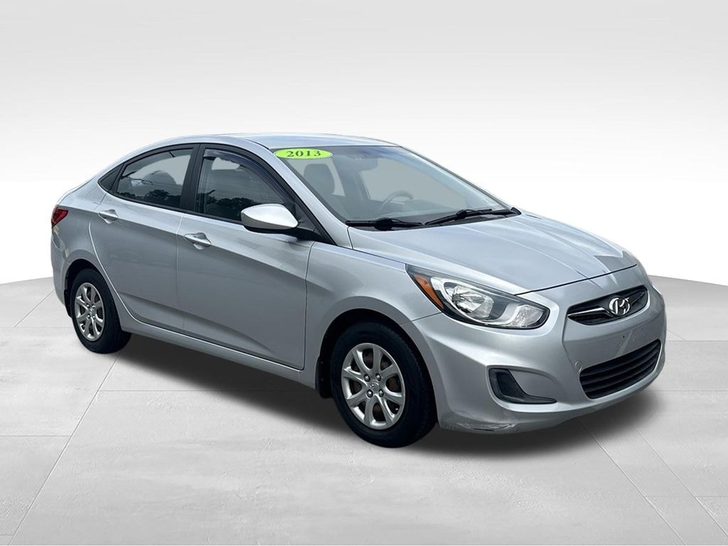 Used 2013 Hyundai Accent GLS Sedan