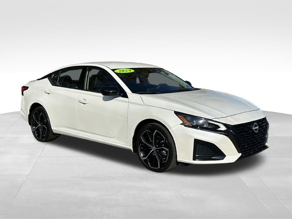 Used 2024 Nissan Altima 2.5 SR Sedan