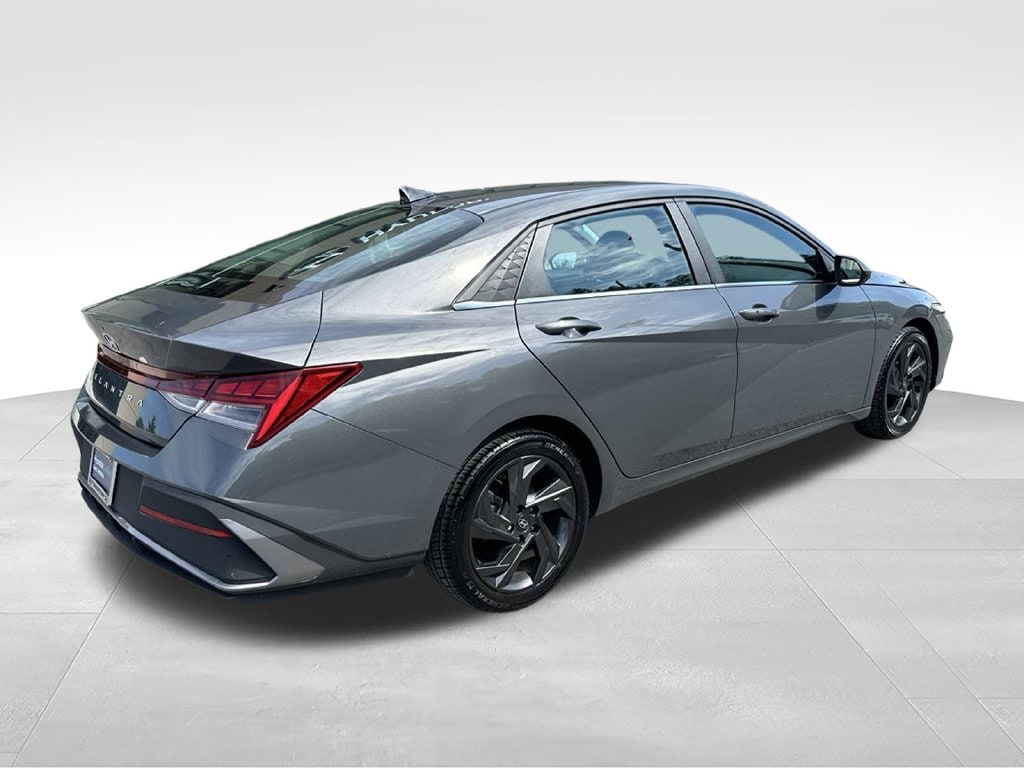 2024 Hyundai Elantra SEL - Photo 6