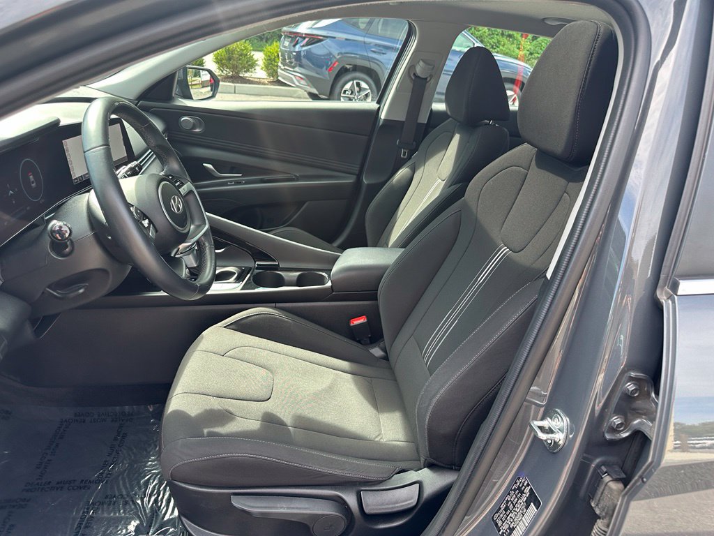 2024 Hyundai Elantra SEL - Photo 12