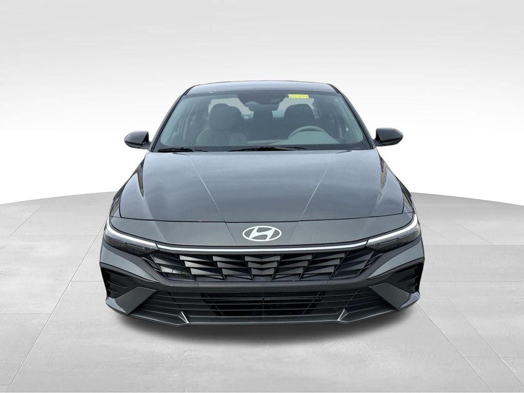 New 2026 Hyundai Elantra SEL Sport Sedan