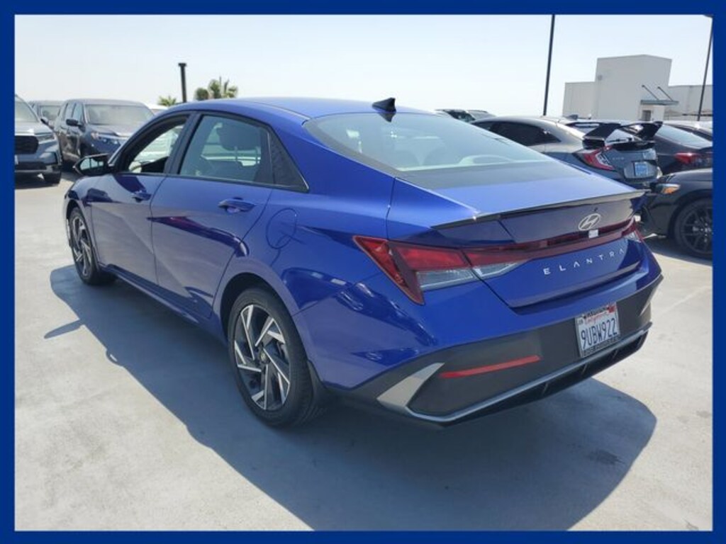 Certified 2025 Hyundai Elantra SEL Sport Sedan