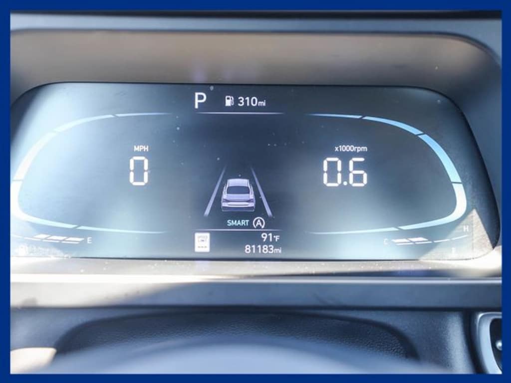 Used 2024 Hyundai Elantra SE Sedan