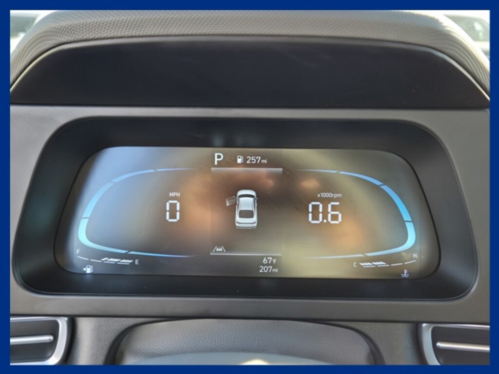 Used 2025 Hyundai Elantra SEL Sport Sedan