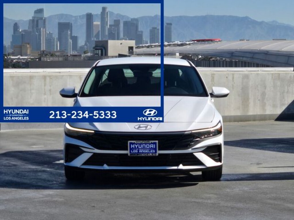 Used 2025 Hyundai Elantra Hybrid Blue Sedan