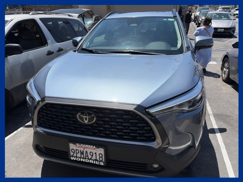 Used 2024 Toyota Corolla Cross XLE SUV