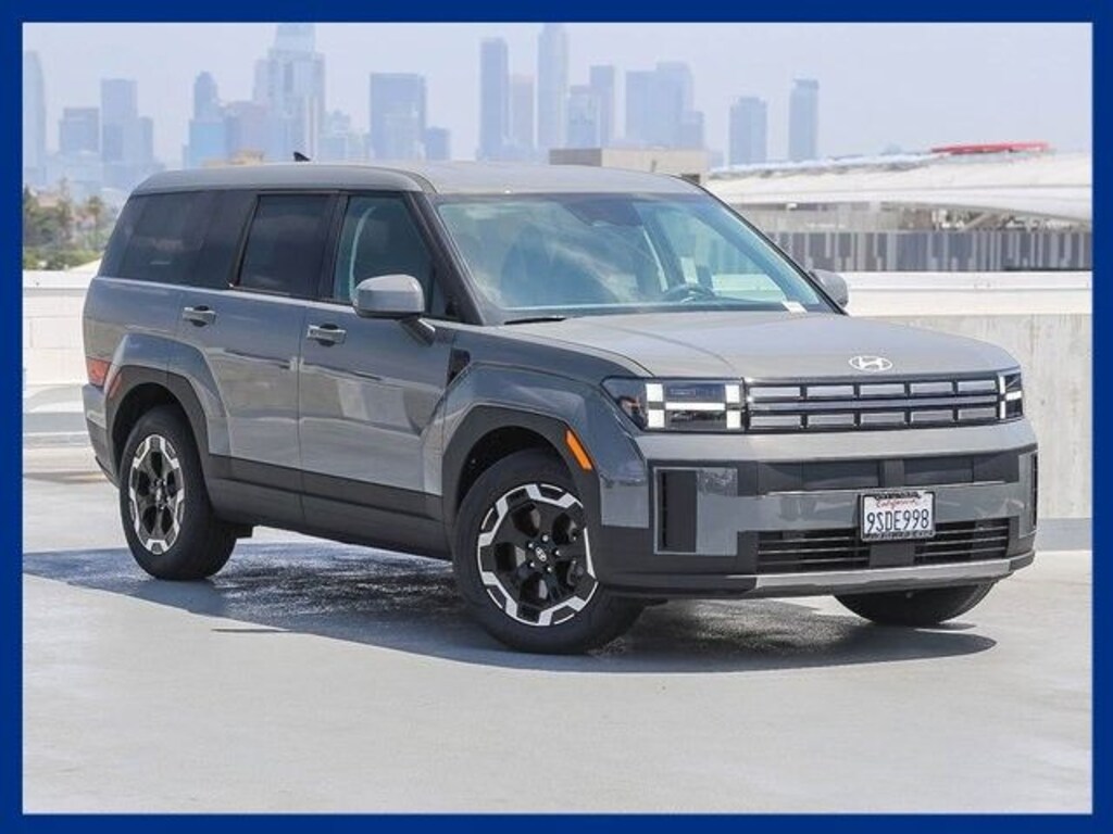 Used 2025 Hyundai Santa Fe SE SUV