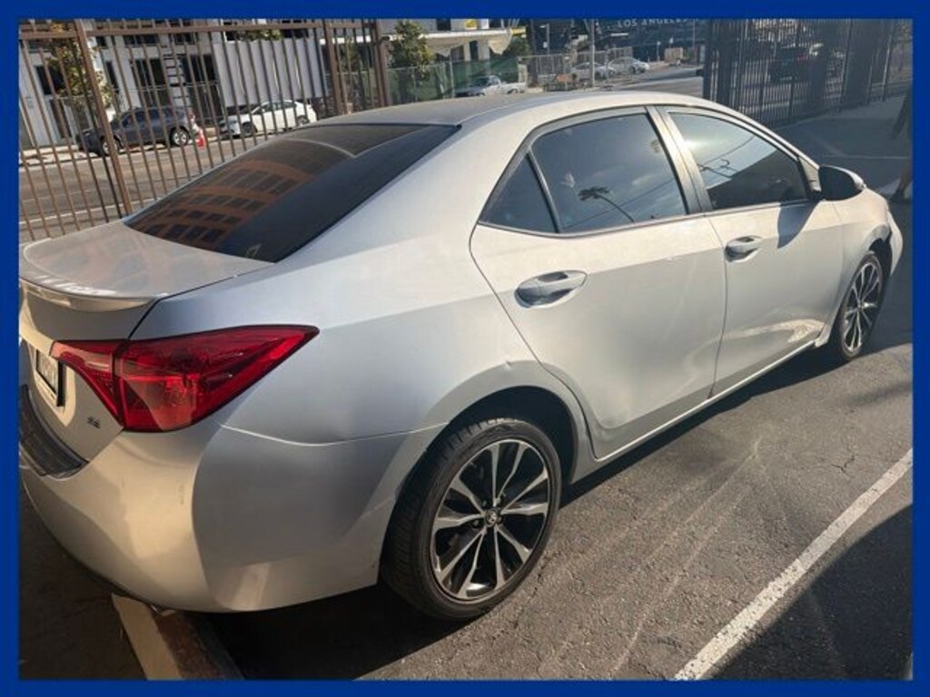 Used 2017 Toyota Corolla SE Sedan