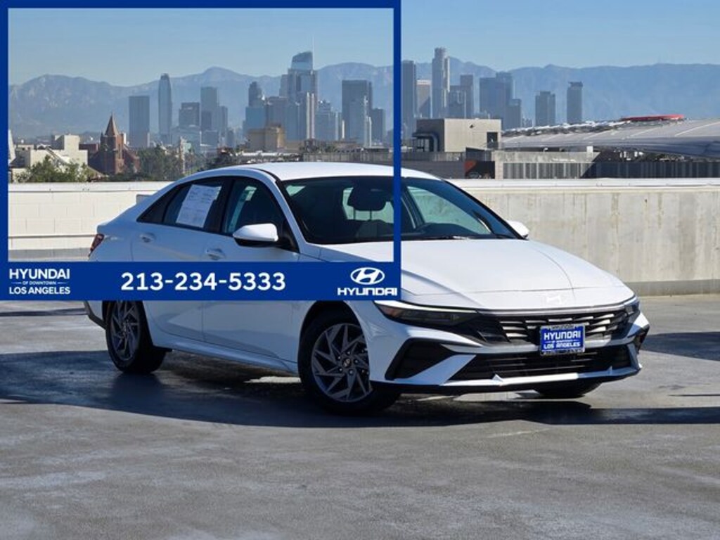 Used 2025 Hyundai Elantra Hybrid Blue Sedan