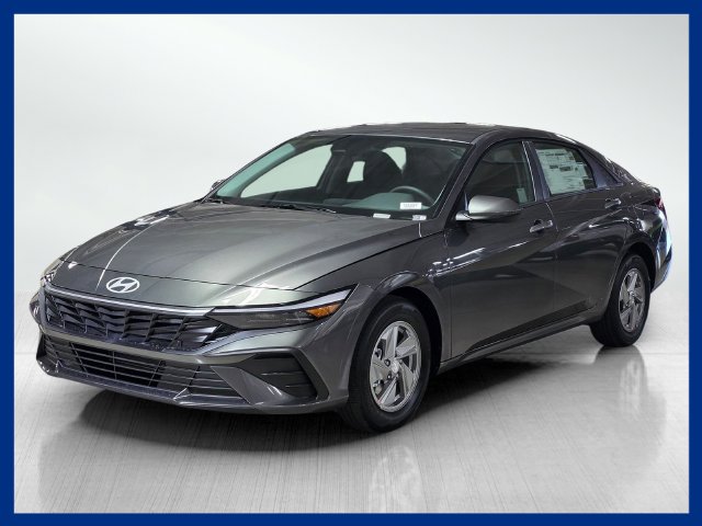 New 2026 Hyundai Elantra SE Sedan