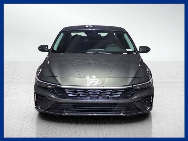 New 2026 Hyundai Elantra SE Sedan