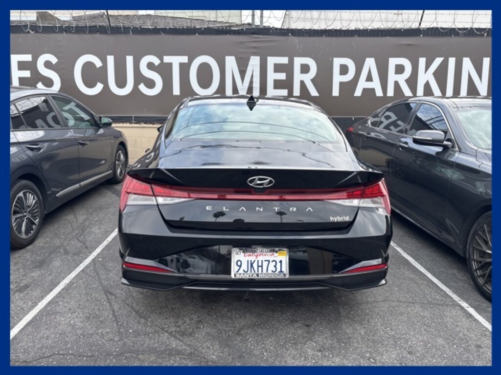 Used 2023 Hyundai Elantra HEV Limited Sedan