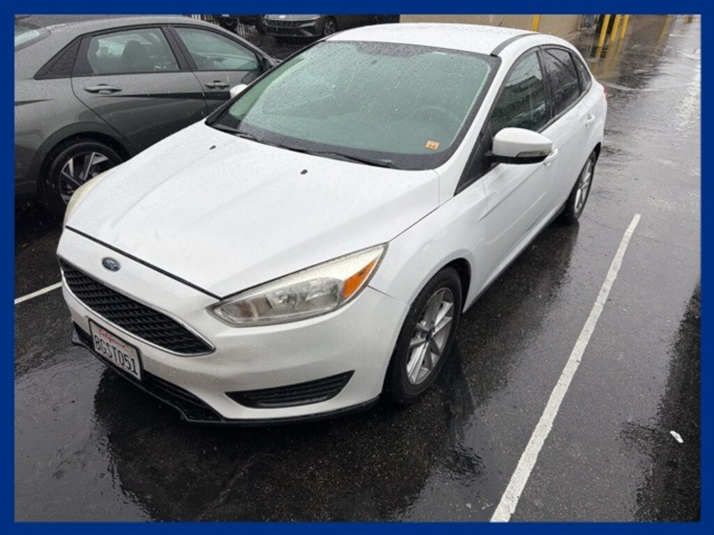 Used 2017 Ford Focus SE Sedan