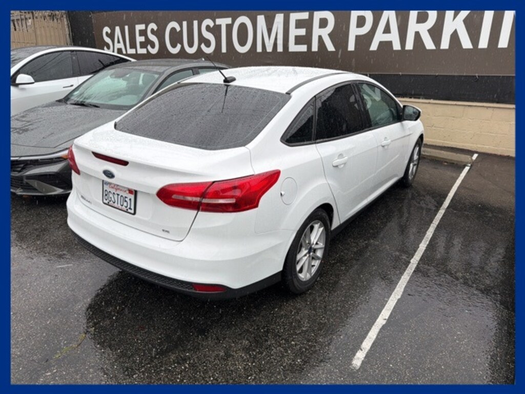 Used 2017 Ford Focus SE Sedan
